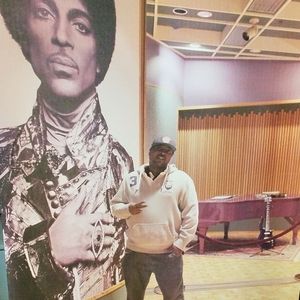 Meet your Posher, Reginald flam